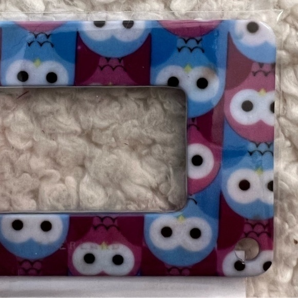 Kikkerland Pocket Magnifier Asst. Set of 4 - Picture 3 of 6